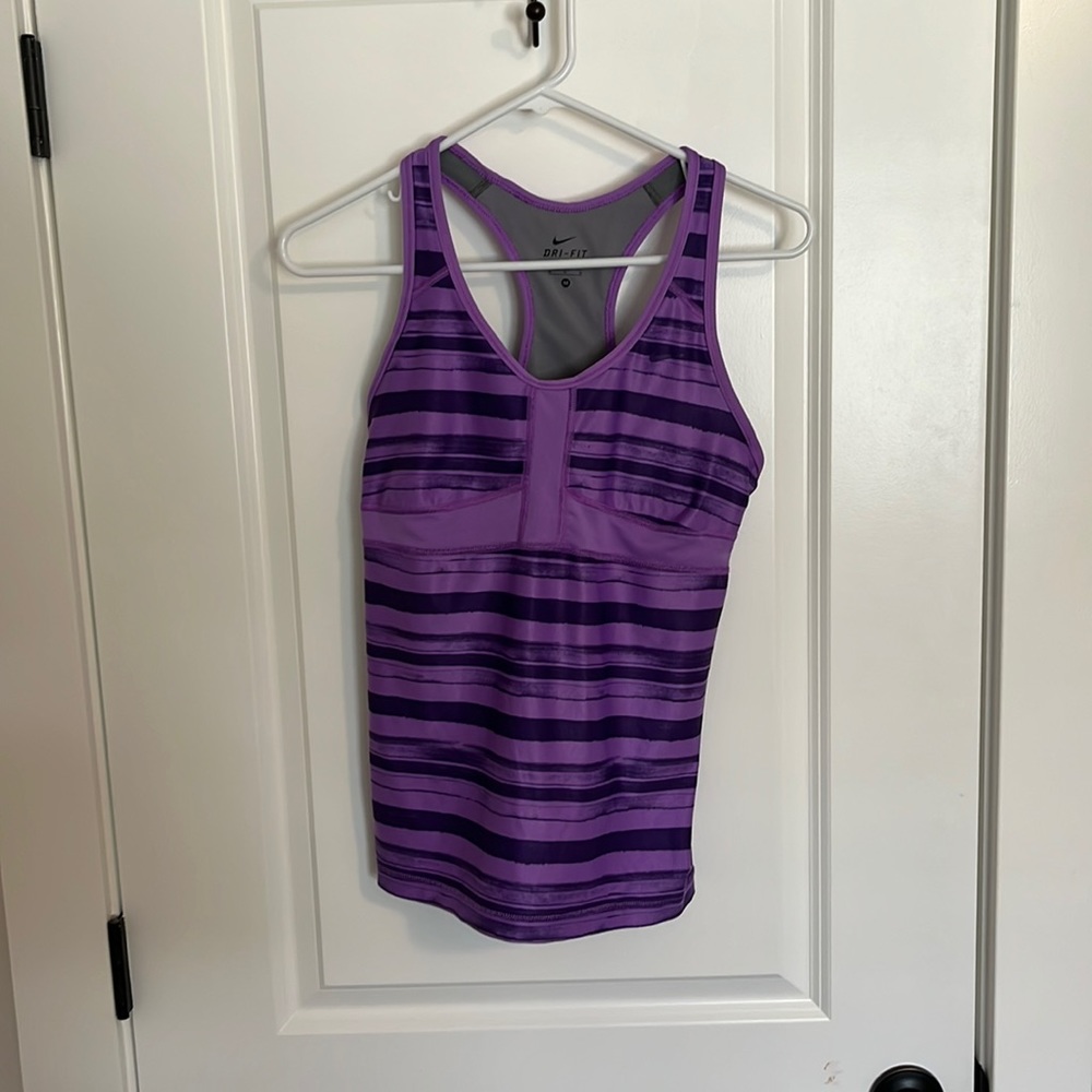 Nike tank